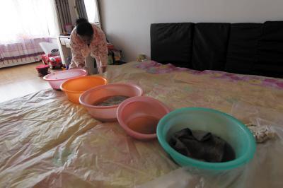 临洮楼上漏水，住户失联，小区没物管，业主维权难！律师来支招……